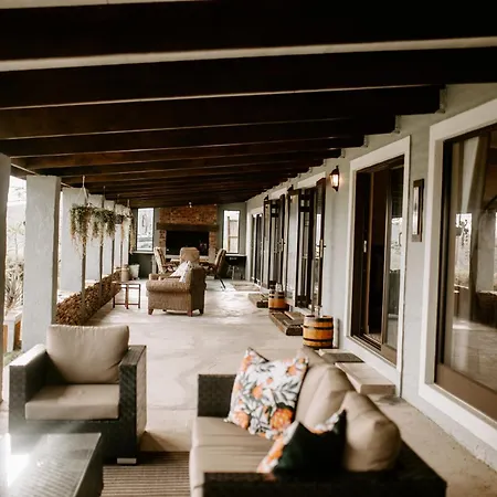 Breathe Accommodation Oudtshoorn Exterior photo